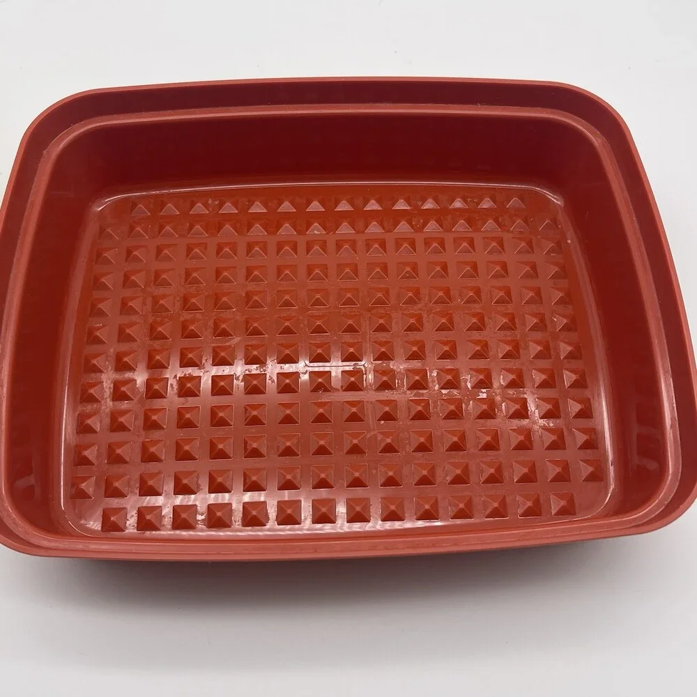 Vintage Tupperware Junior Waffle-Bottom Marinating Container 1518-1 Paprika